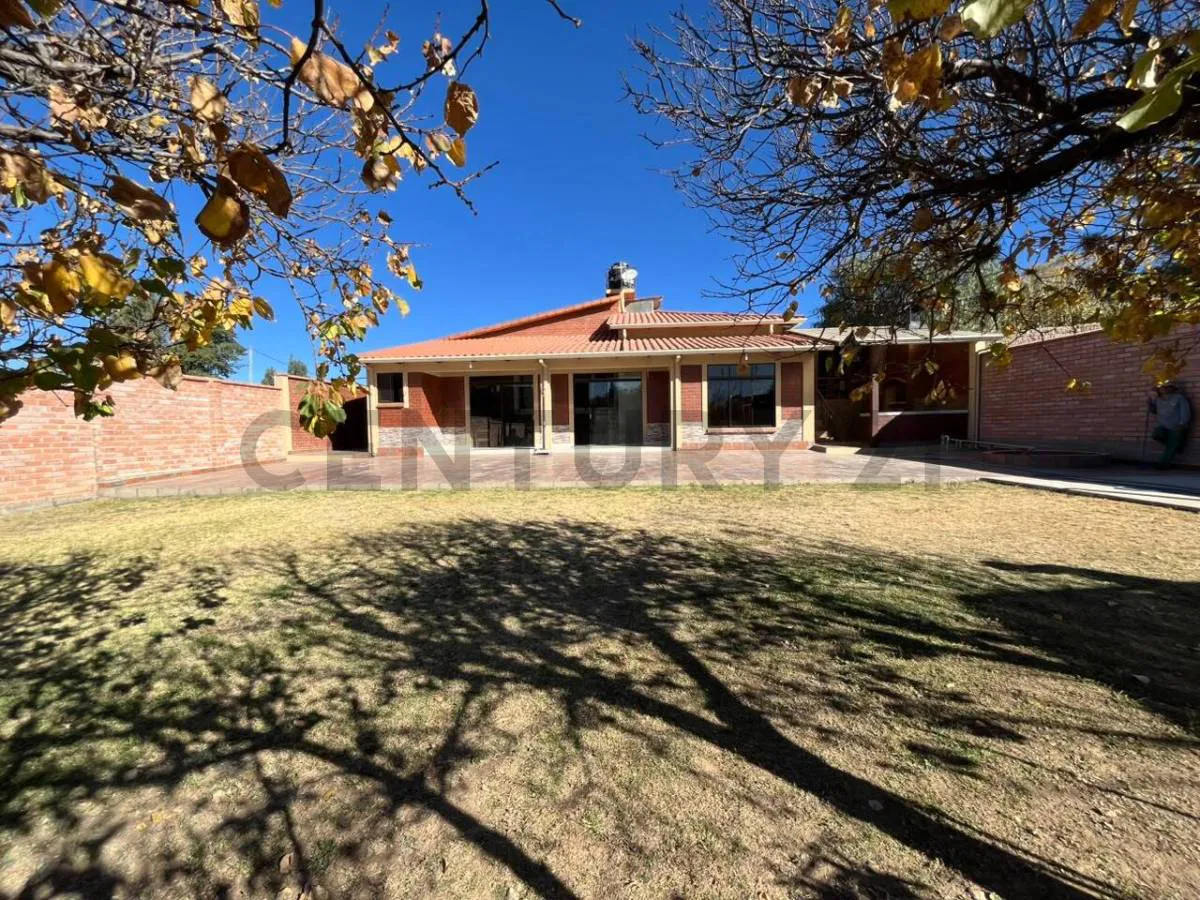 Foto 1 de Terreno en Venta