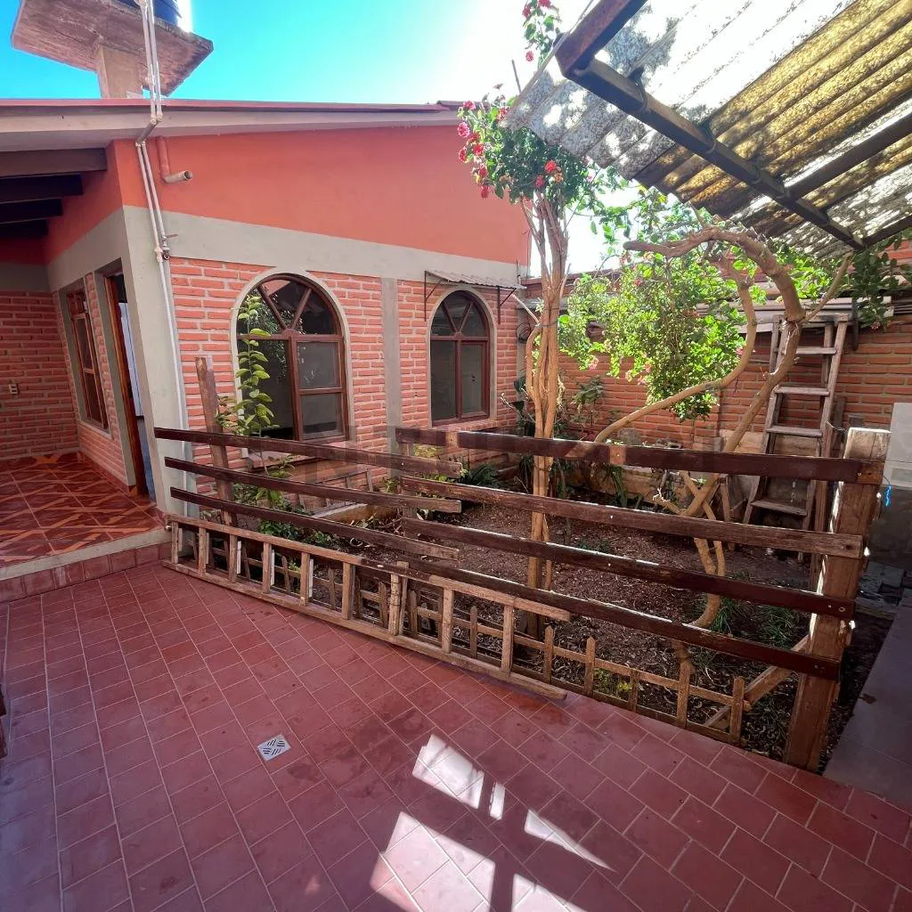Foto 2 de Departamento en Alquiler en Casa Familiar