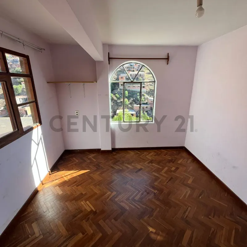 Foto 8 de Departamento en Alquiler en Casa Familiar