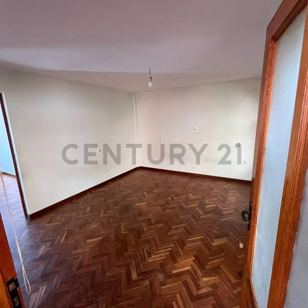 Foto 6 de Departamento en Alquiler en Casa Familiar