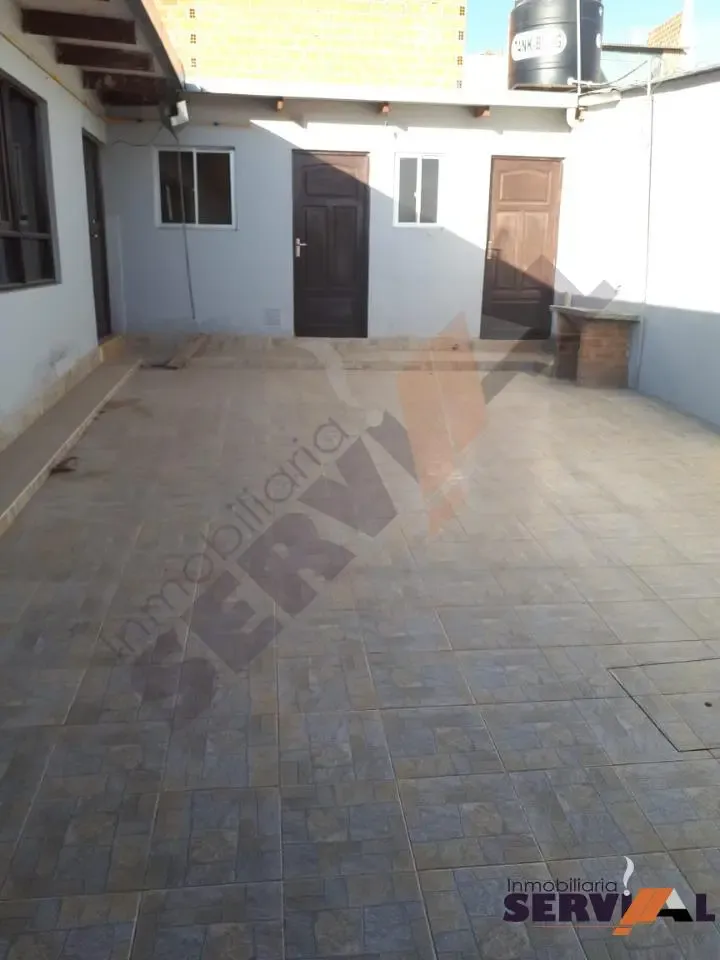 Foto 1 de Casa Independiente en Alquiler en Inmediaciones Colegio Señor de Zona Pacata Baja