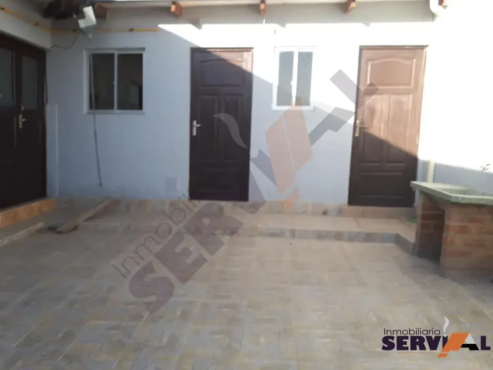 Foto 2 de Casa Independiente en Alquiler en Inmediaciones Colegio Señor de Zona Pacata Baja