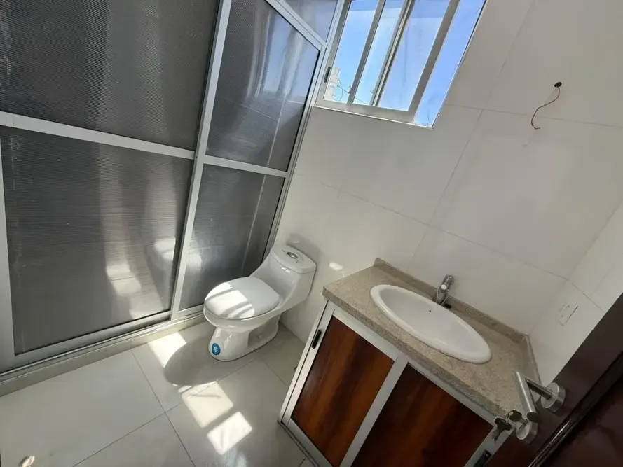 Foto 9 de Departamento de 3 Dormitorios en Alquiler – Zona La Chimba