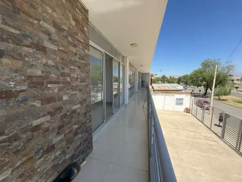 Foto 10 de Departamento de 3 Dormitorios en Alquiler – Zona La Chimba