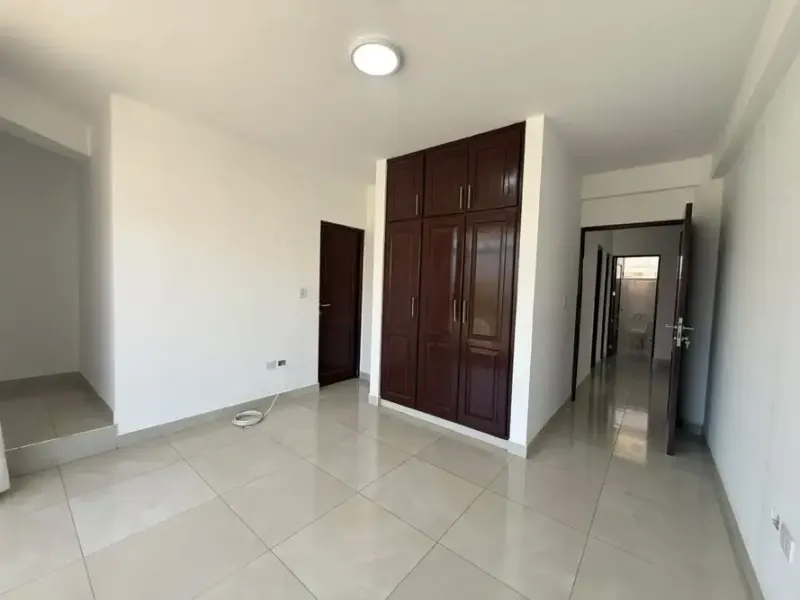 Foto 6 de Departamento de 3 Dormitorios en Alquiler – Zona La Chimba