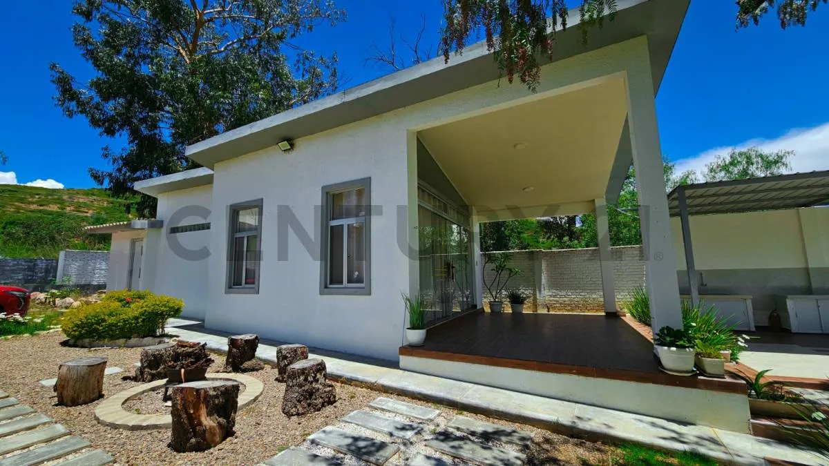Foto 2 de Terreno a Orillas del Lago de La Angostura en Venta