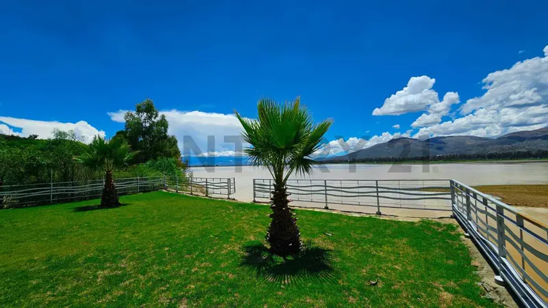 Foto 19 de Terreno a Orillas del Lago de La Angostura en Venta