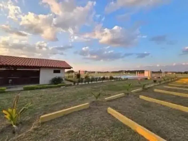 Foto 6 de Terreno en Urbanizacion Las Pampitas
