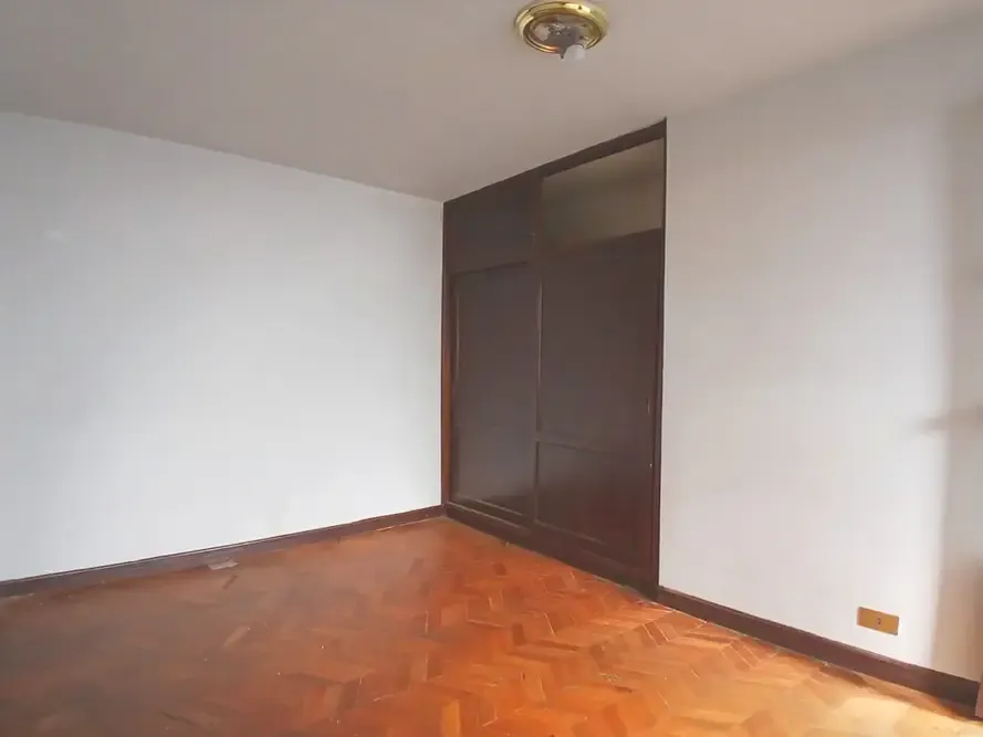 Foto 5 de Alquiler de departamento de 3 dormitorios en el centro de Oruro, 77,21 m²