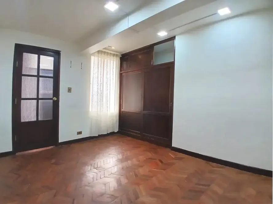 Foto 4 de Alquiler de departamento de 3 dormitorios en el centro de Oruro, 77,21 m²