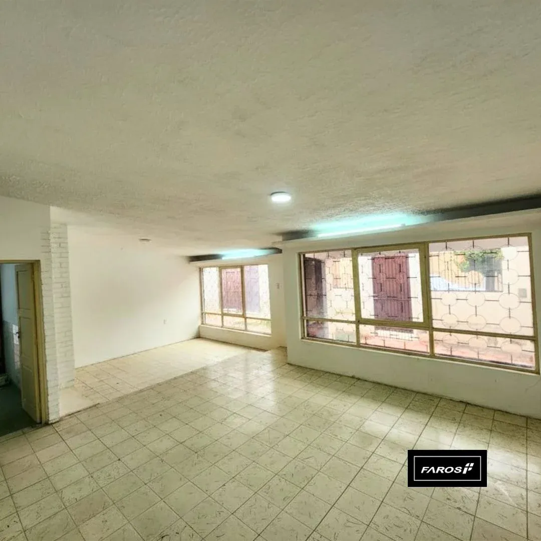 Foto 3 de Casita Como Lote 552 M2 Cuadra Del Tren Metropolitano