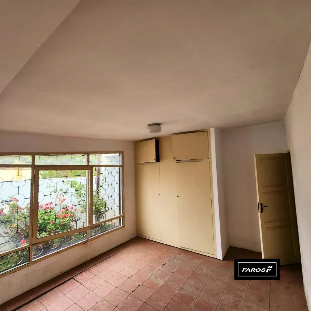 Foto 4 de Casita Como Lote 552 M2 Cuadra Del Tren Metropolitano