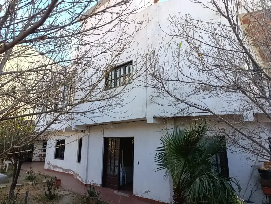 Foto 5 de 🏠 Casa en Esquina con 544 M² de Terreno – Barrio Simón Bolívar