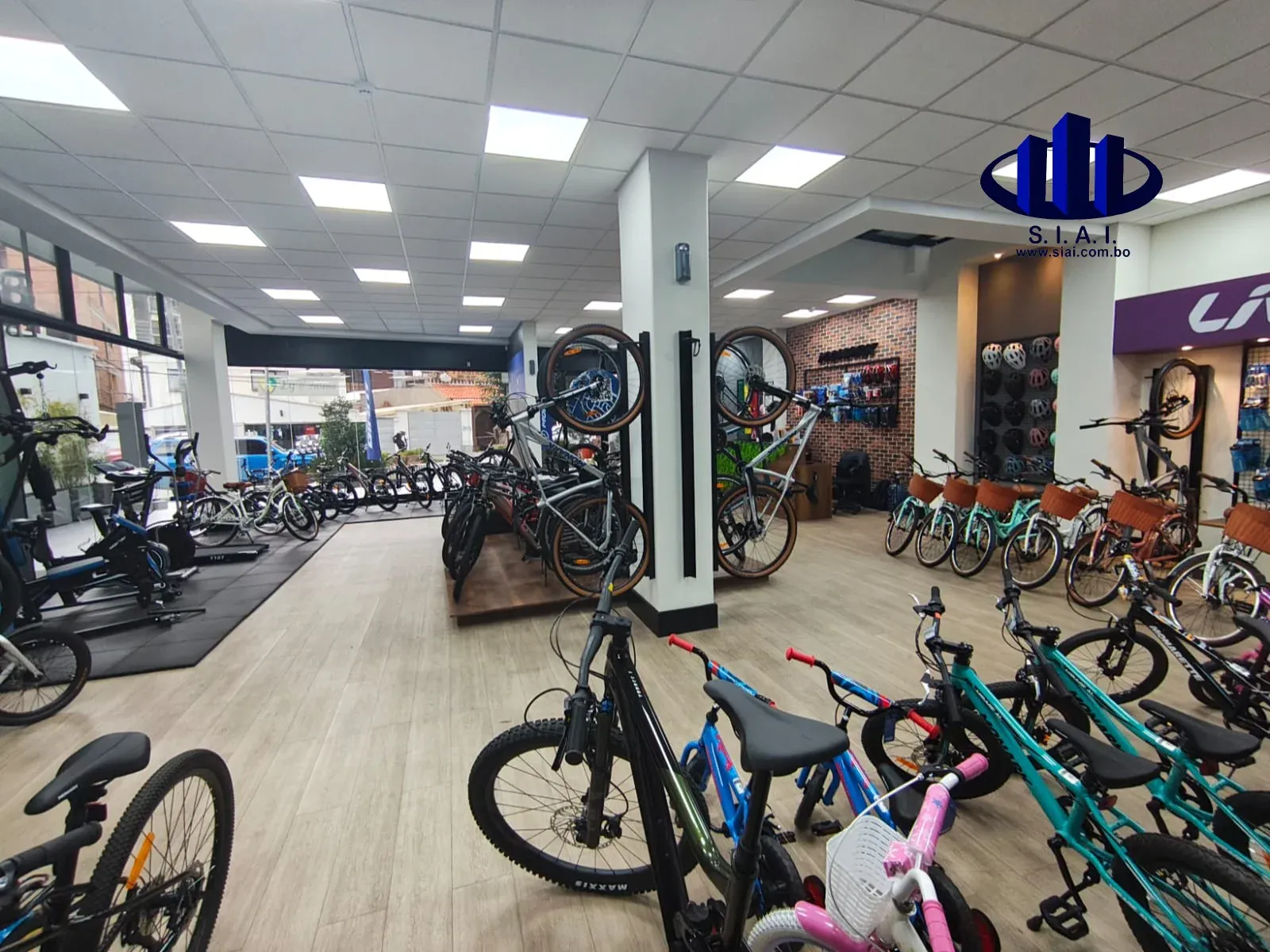 Foto 5 de Local Comercial En Venta En Plena Av. Montenegro San Miguel