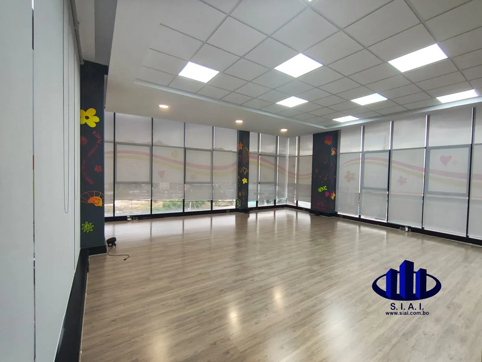 Foto 1 de Local Comercial En Venta En Plena Av. Montenegro San Miguel