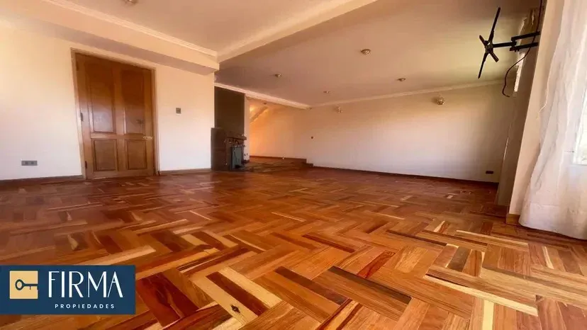 Foto 3 de Casa en Alquiler con Garzonier Totalmente Independiente en Auquisamaña