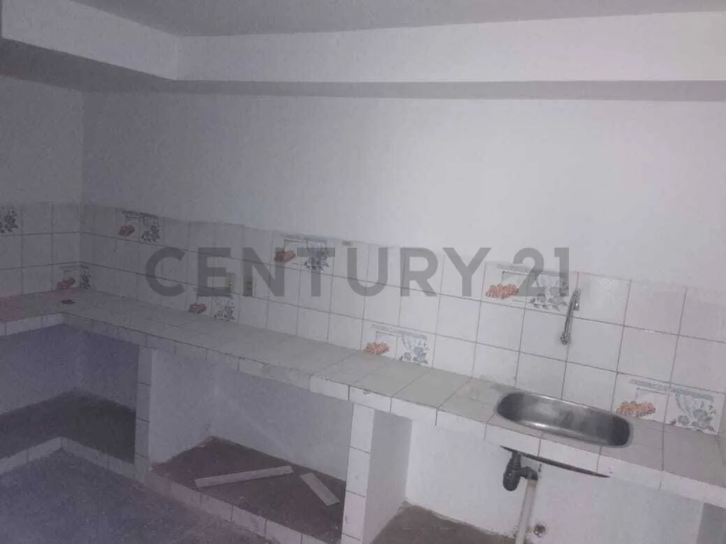 Foto 5 de Local Comercial en Venta en Villa Fátima Frente a La Caja Nacional de Salud