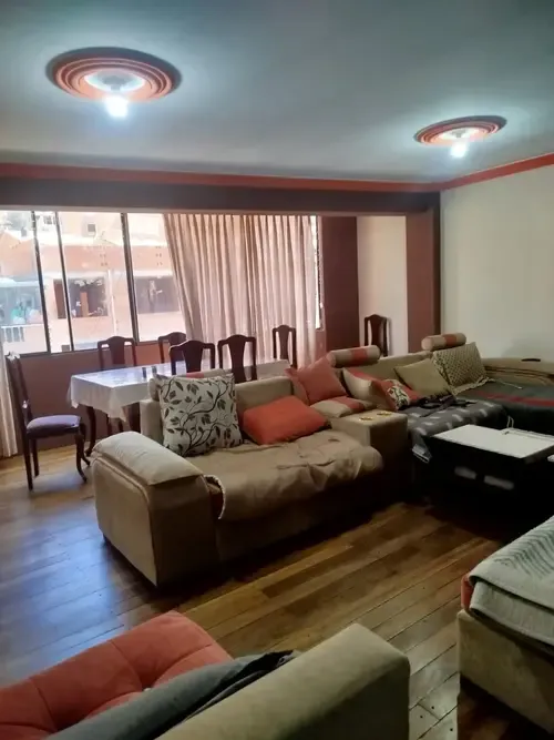 Foto 3 de Edificio Multifamiliar en venta en Llojeta con 6 departamentos y 918 m² construidos
