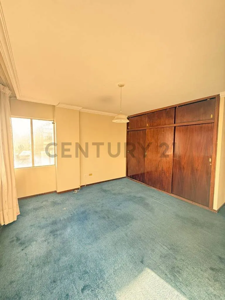 Foto 6 de Venta Departamento de 4 Dormitorios en Sopocachi