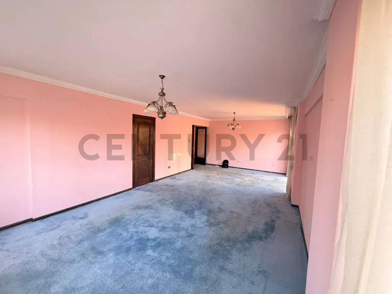 Foto 10 de Venta Departamento de 4 Dormitorios en Sopocachi