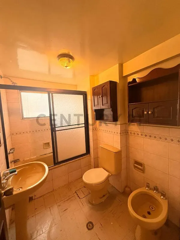 Foto 15 de Venta Departamento de 4 Dormitorios en Sopocachi