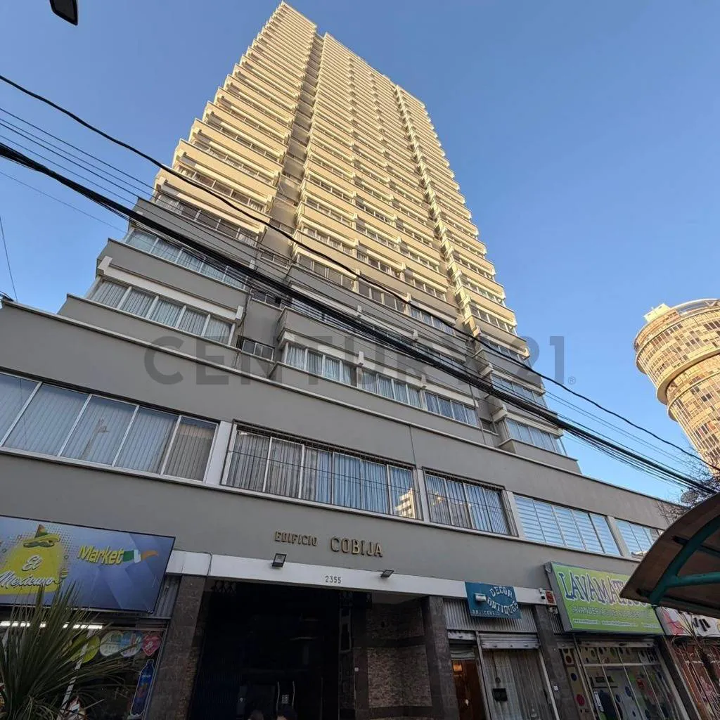 Foto 1 de Venta Departamento de 4 Dormitorios en Sopocachi
