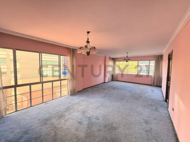 Foto 9 de Venta Departamento de 4 Dormitorios en Sopocachi