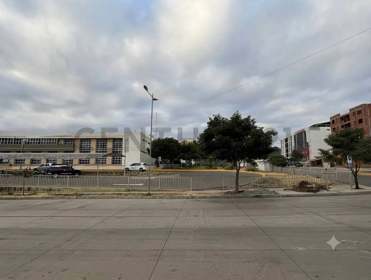 Foto 8 de ¡En Alquiler Local Comercial Estratégico, en Tarija!