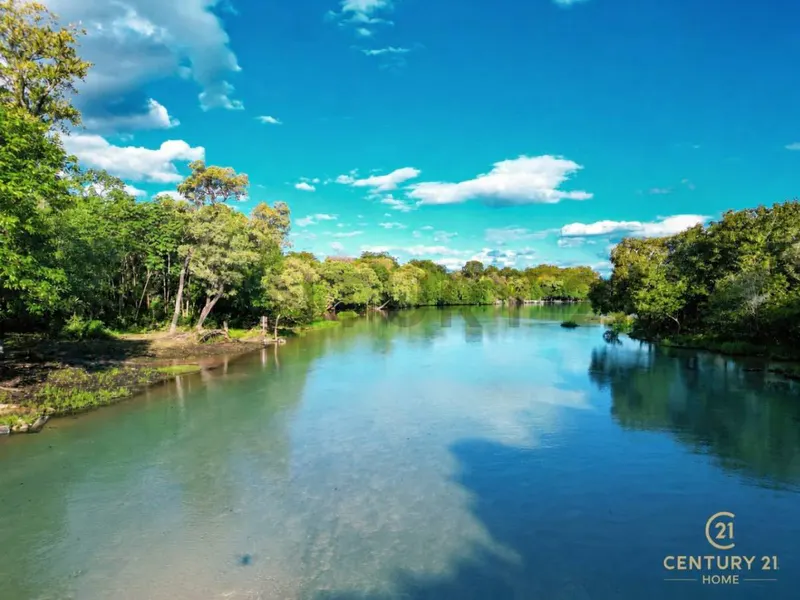 Foto 9 de Terreno de 13 Hectareas en Venta en Aguas Calientes