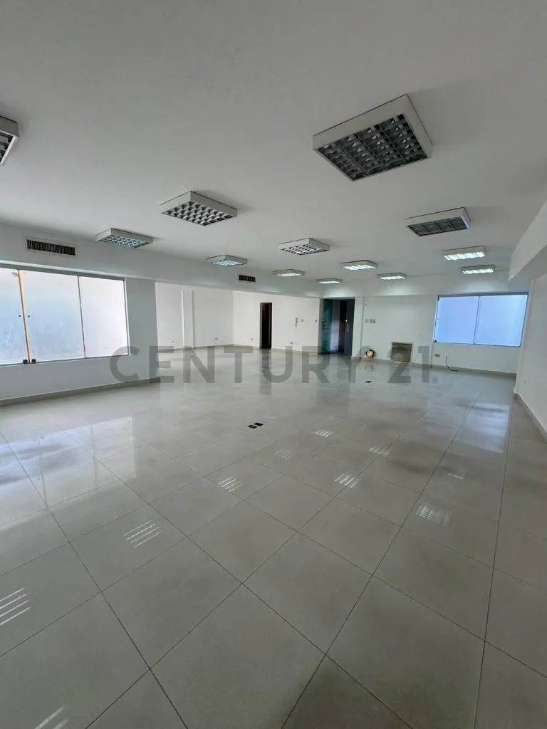 Foto 11 de Oficina / Local Comercial en Venta | Zona Céntrica