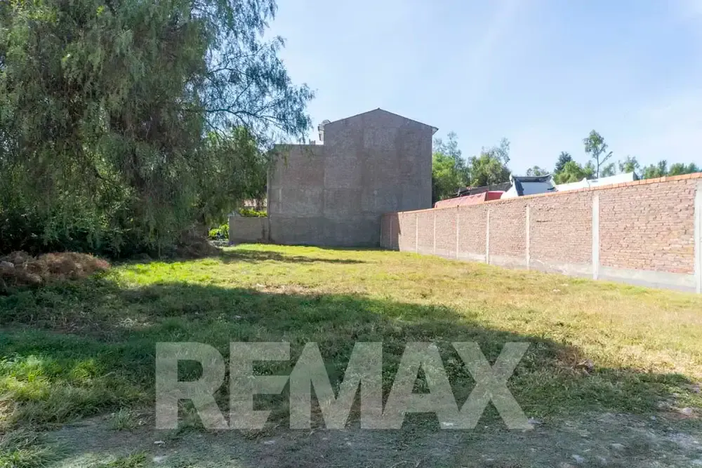 Foto 3 de Terreno Estratégico en Esquina – 666 M² con Doble Frente (Zona Blanco Galindo Km 11.5)