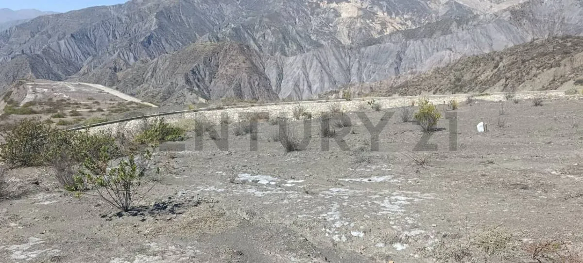 Foto 6 de Terreno en Venta Sector Carreras 346 Mts Mecapaca (Ofertable)