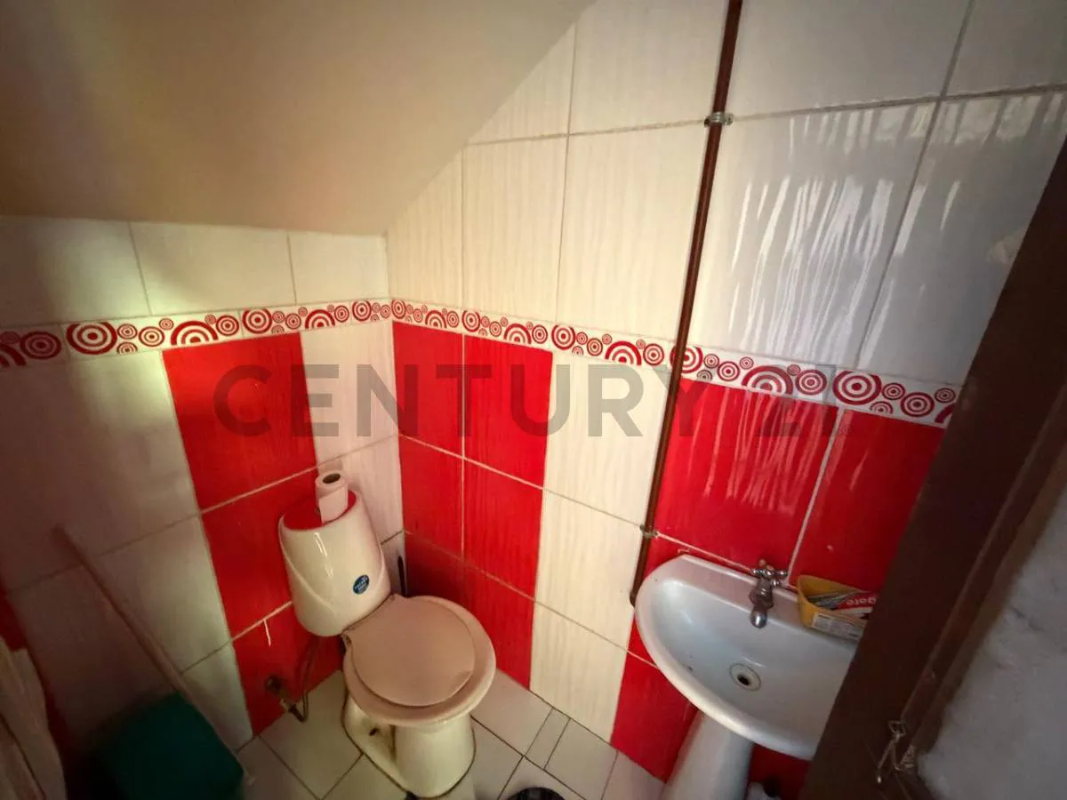 Foto 5 de Edificio en Esquina en Venta – Villa Exaltación 1era Sección