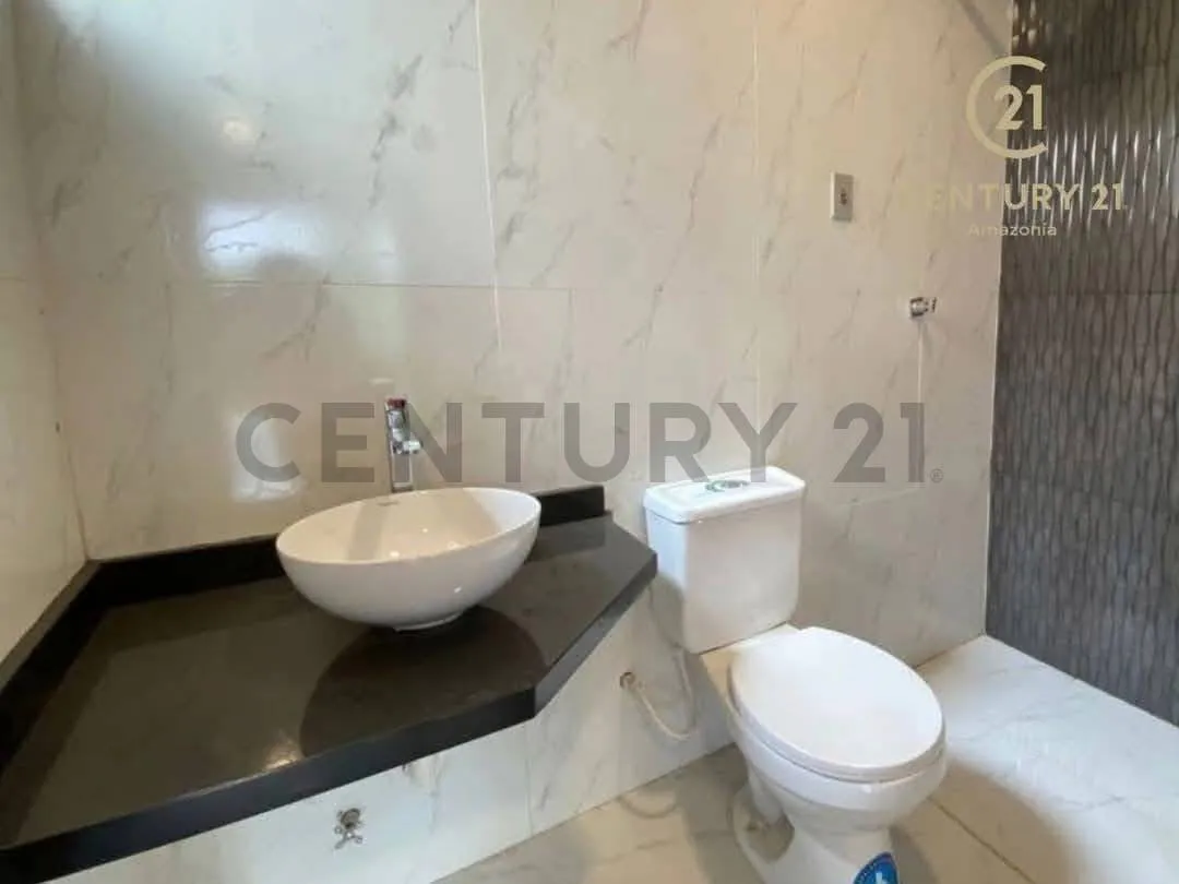 Foto 4 de Cuarto en alquiler con baño privado y ropero empotrado