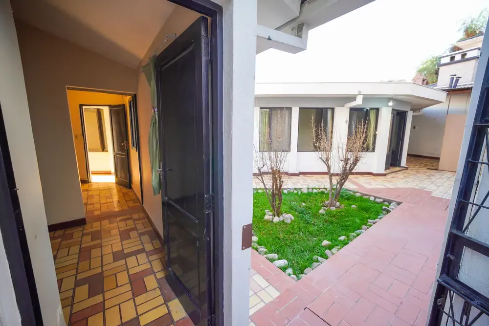 Foto 16 de Exclusiva casa en venta con departamento independiente