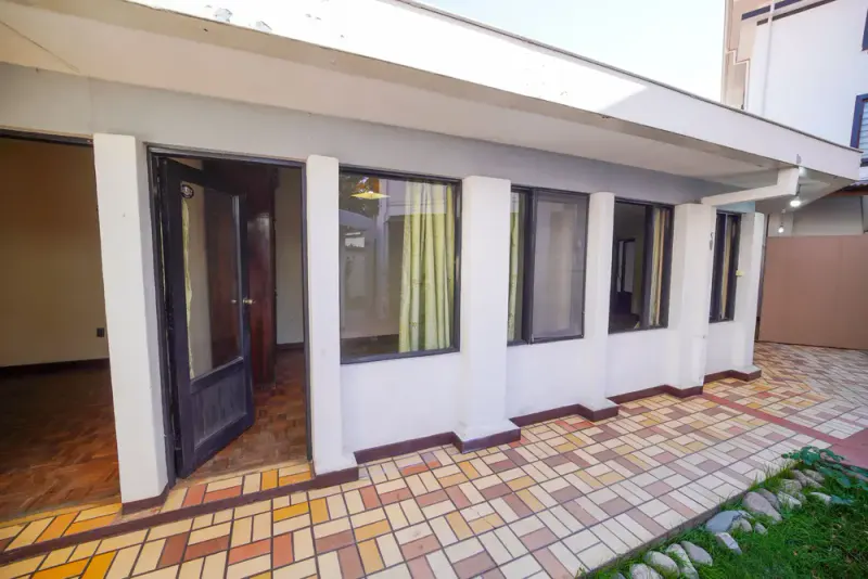 Foto 17 de Exclusiva casa en venta con departamento independiente