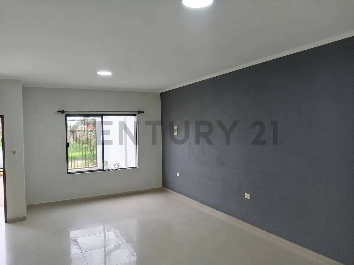 Foto 9 de Casa en Venta Tipo Chalet Zona Sur Doble Via La Guardia Km9 Av.Mapaiso