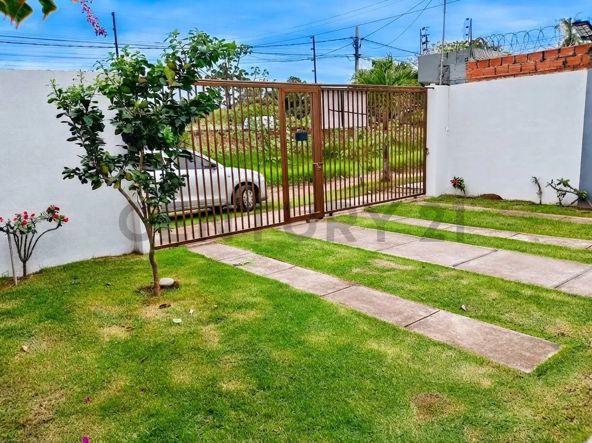Foto 5 de Casa en Venta Tipo Chalet Zona Sur Doble Via La Guardia Km9 Av.Mapaiso