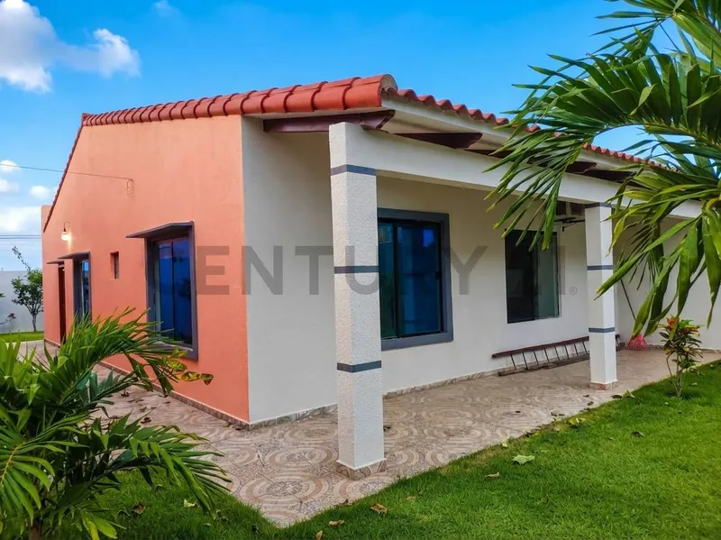 Foto 6 de Casa en Venta Tipo Chalet Zona Sur Doble Via La Guardia Km9 Av.Mapaiso