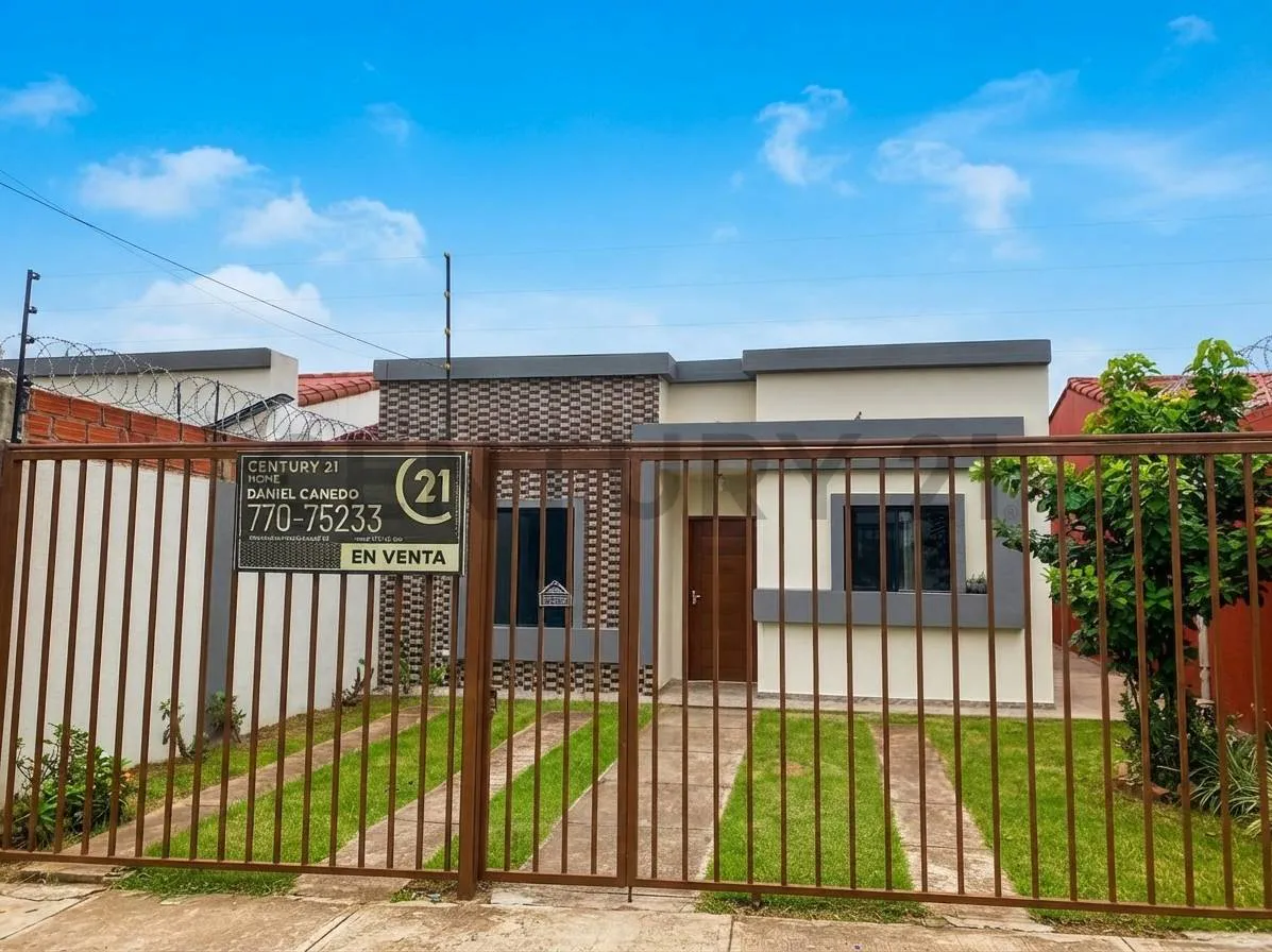 Foto 1 de Casa en Venta Tipo Chalet Zona Sur Doble Via La Guardia Km9 Av.Mapaiso