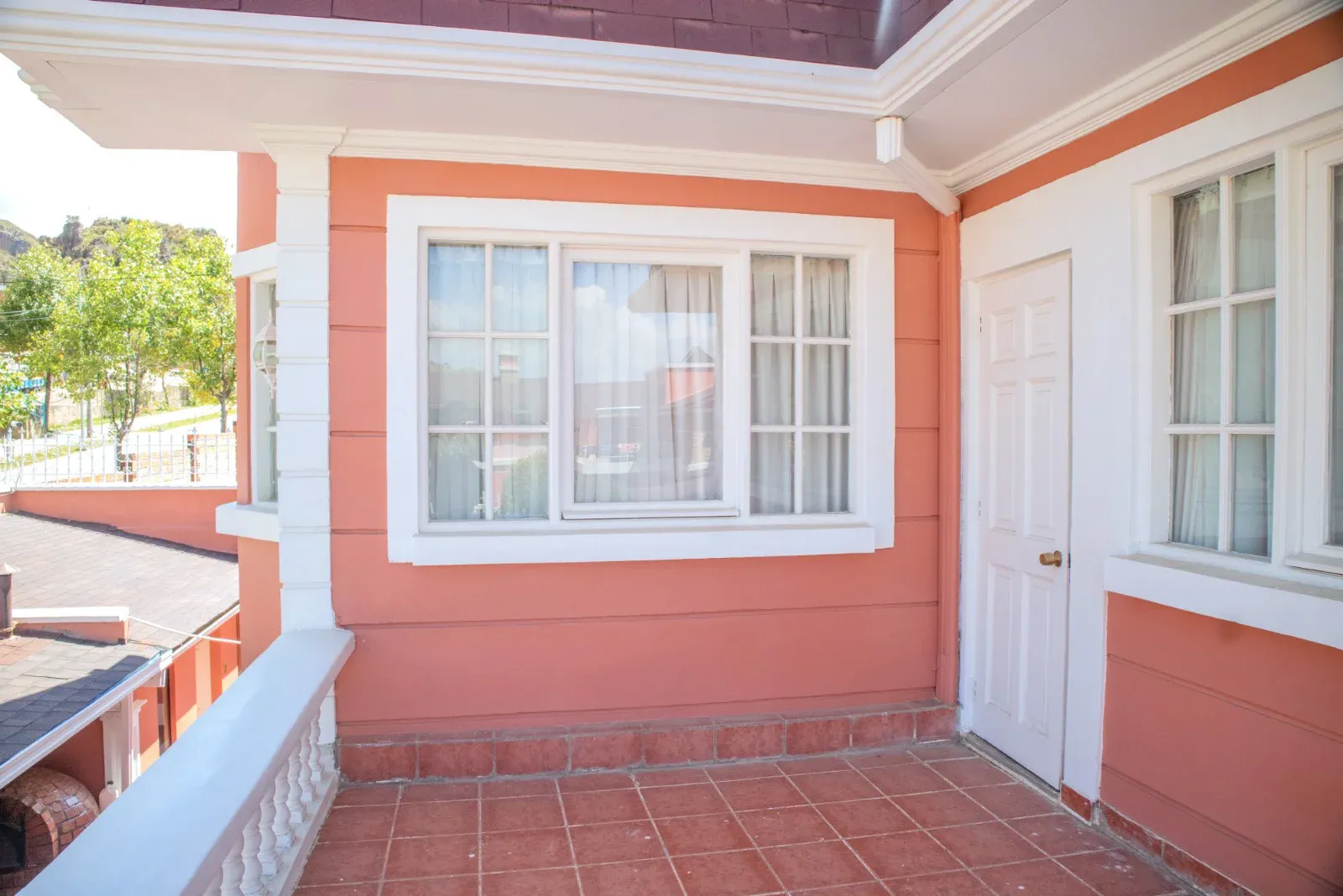 Foto 5 de Amplia Casa en Venta - Achumani, Jardines del Sur