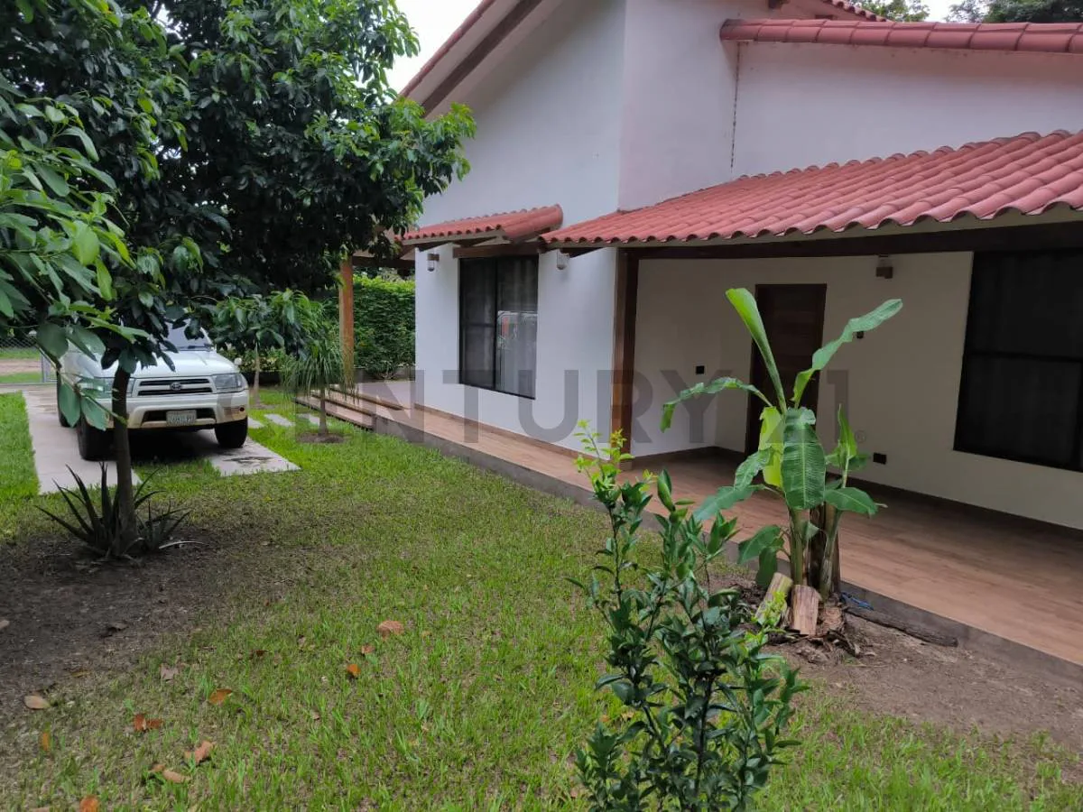 Foto 11 de Casa Quinta / Terreno en Venta – Gran Oportunidad