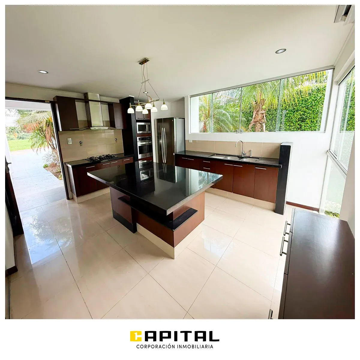 Foto 5 de Colinas del Urubo I – Amplia Casa en Alquiler