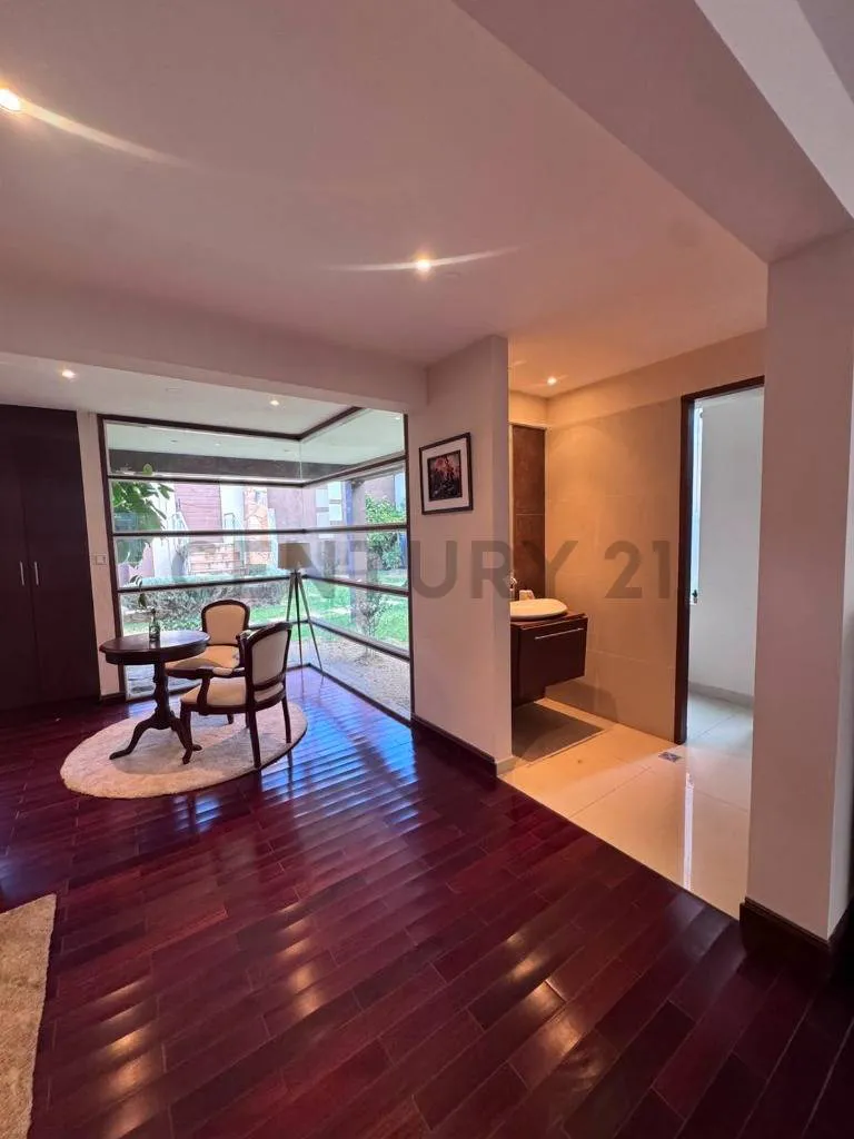 Foto 6 de Hermosa Casa en Venta