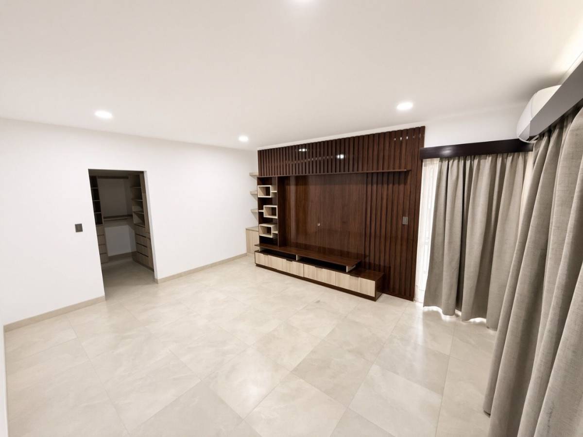 Foto 13 de CASA EN VENTA, BOSQUES DE LA COLINA