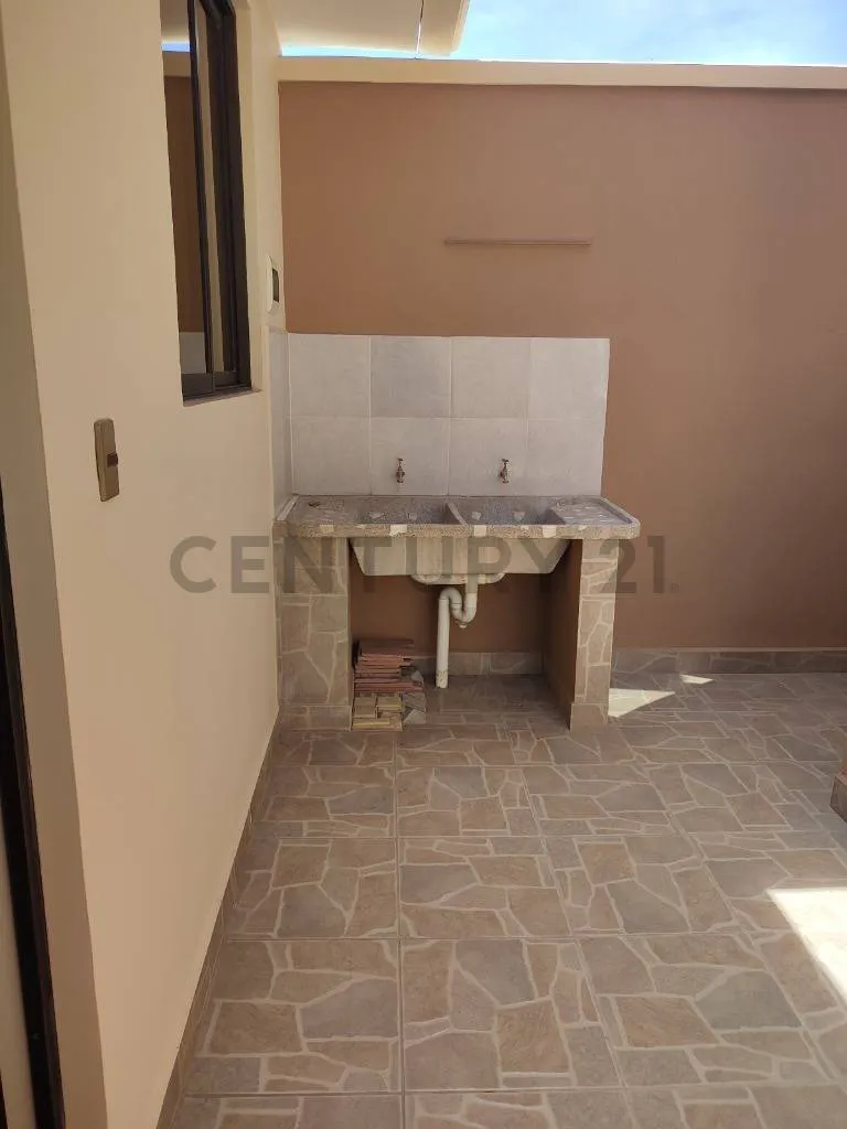 Foto 14 de Casa con Tienda en Venta – Zona Loreto