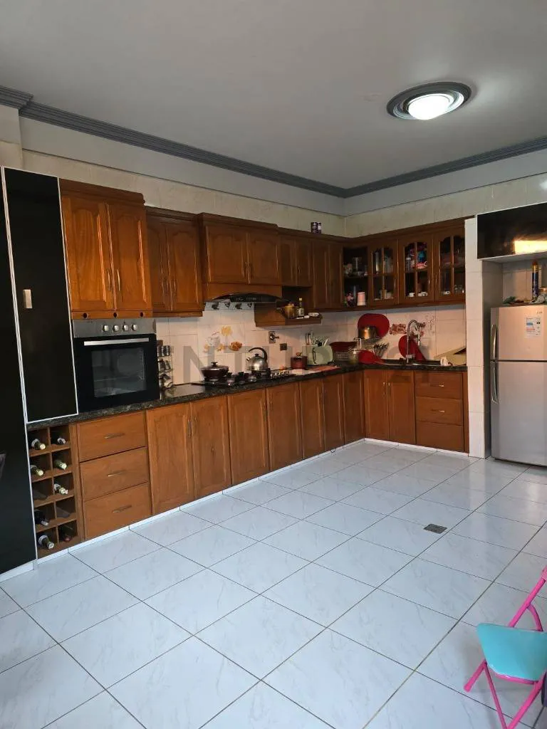 Foto 3 de Casa con Tienda en Venta – Zona Loreto
