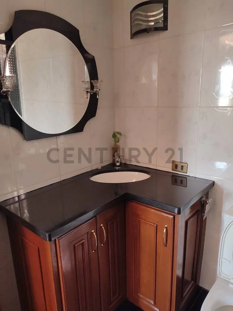 Foto 9 de Casa con Tienda en Venta – Zona Loreto