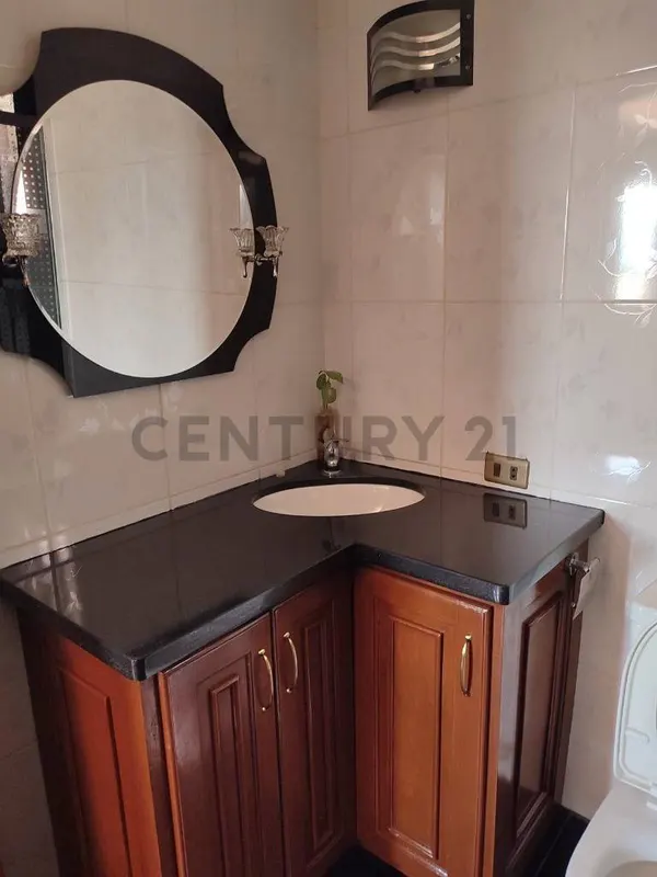 Foto 9 de Casa con Tienda en Venta – Zona Loreto