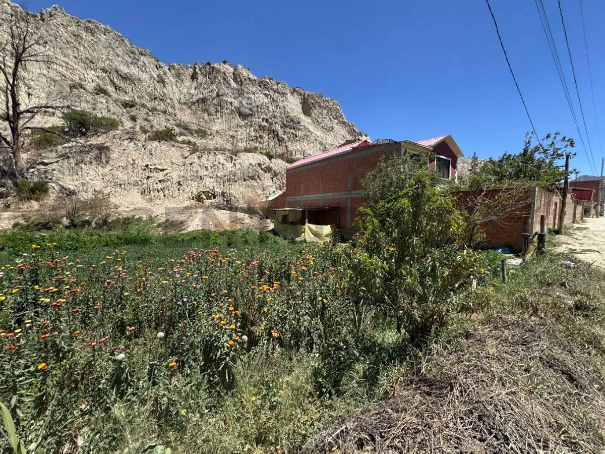 Foto 4 de Terreno de 2.000 M² en Venta – Lipari | a 2 Minutos del Puente